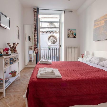 Il Balcone Sui Presepi Apartment Nápoles Exterior foto